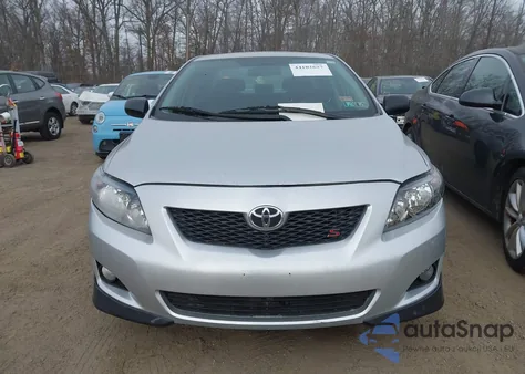 2010 Toyota Corolla S из США, поврежденный, VIN 2T1BU4EE7AC247614
